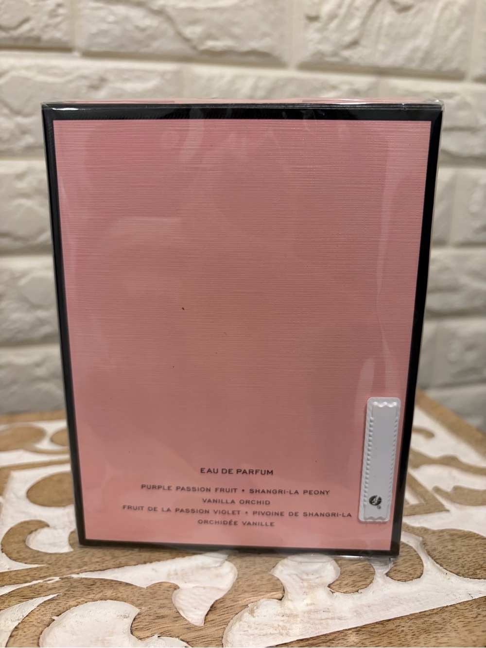 Victoria's Secret Bombshell Eau de Parfum - Light Pink Bottle - Picture 2 of 4